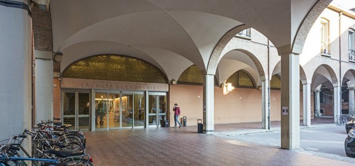 scuola di economia