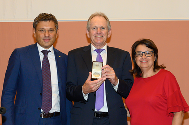 Awarding of the Seal of the University of Bologna to Trevor Hastie