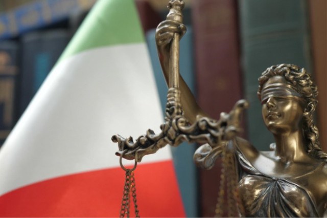 La Dea Giustizia, simbolo universale del diritto