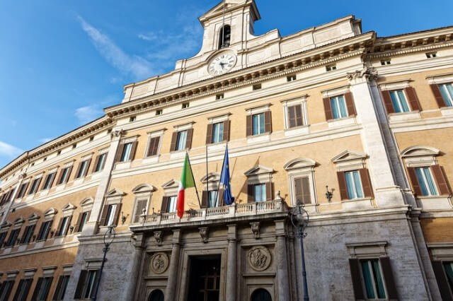 Edificio istituzionale italiano